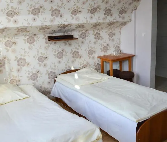 Bed & Breakfast Gosciniec W Dolinie Gniezno