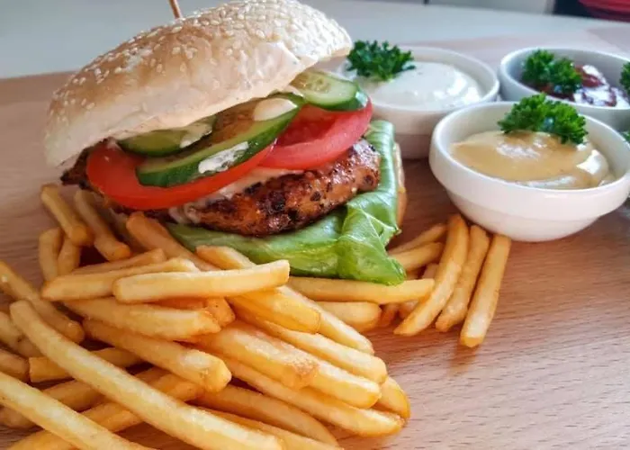 Gosciniec W Dolinie Bed & Breakfast 3*