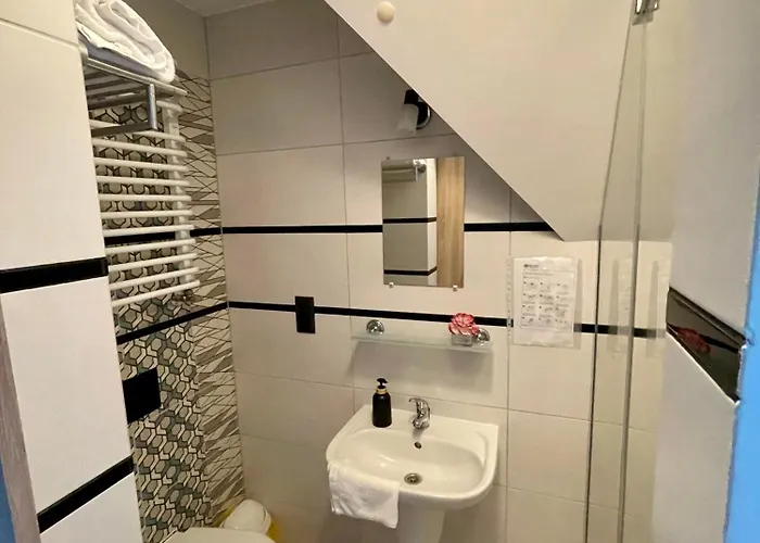 Gosciniec W Dolinie Bed & Breakfast Gniezno